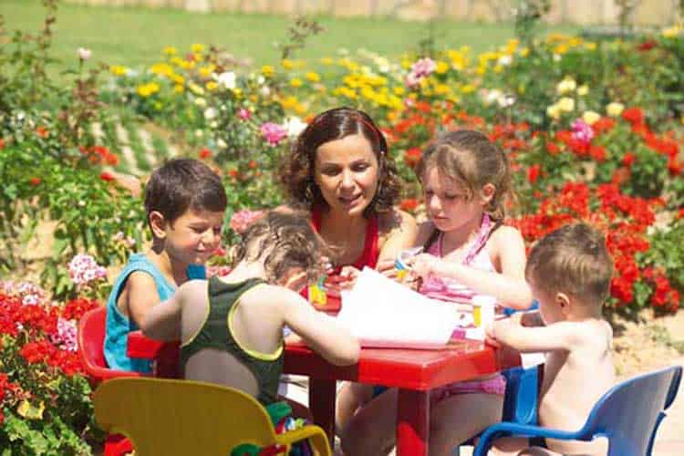 Big Blue Suite Hotel